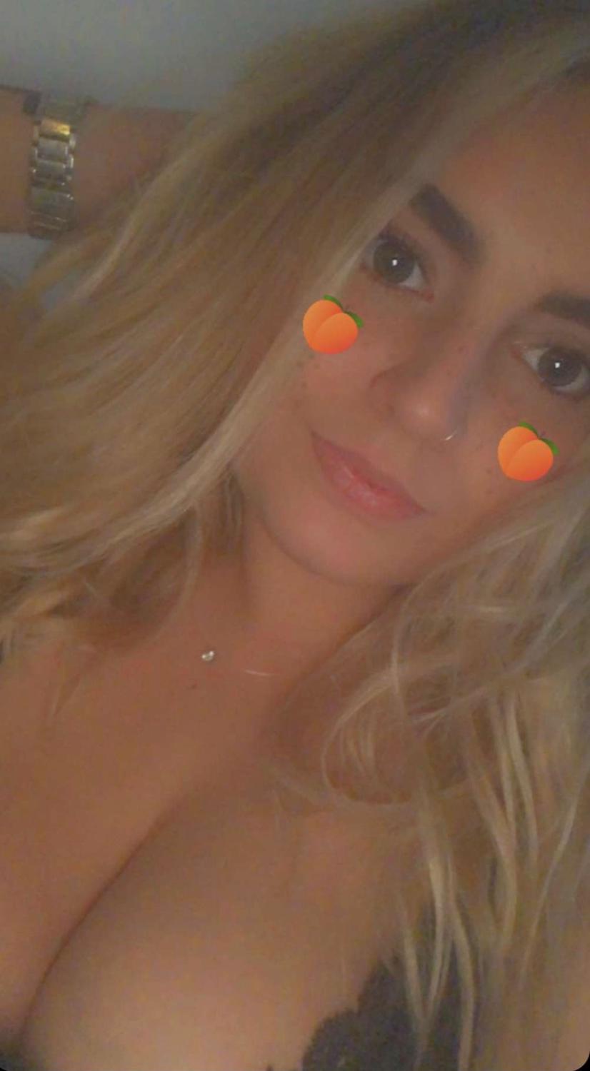 Vivaa's media