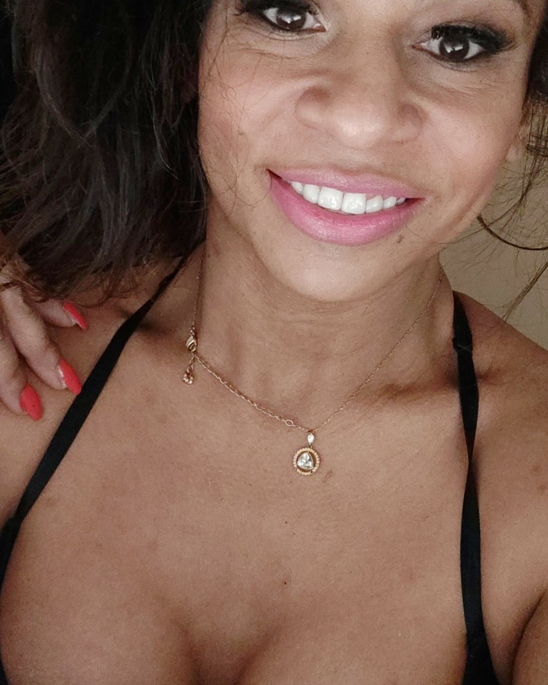 Vivianesoares's media