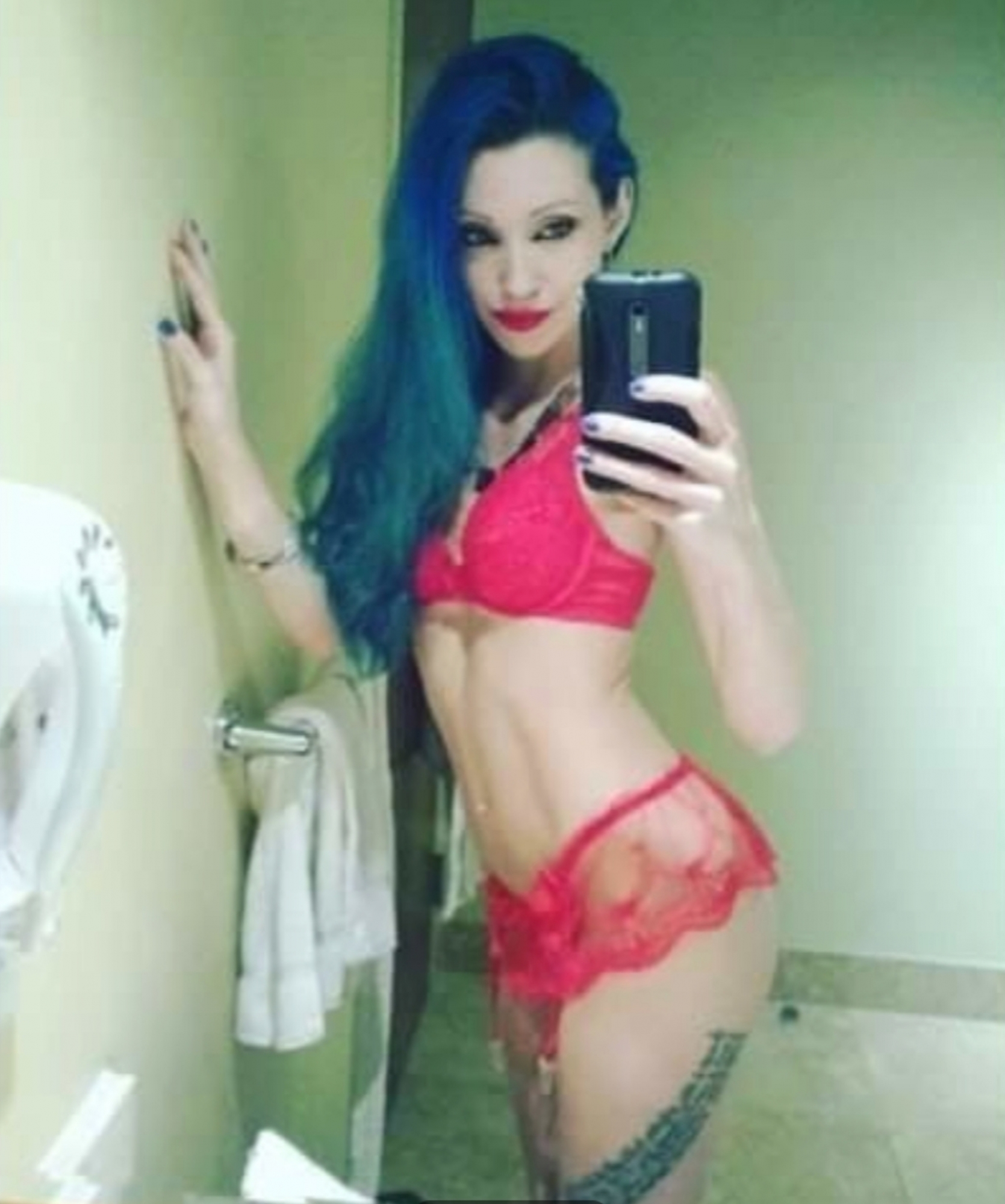 Vulgarkitty's media