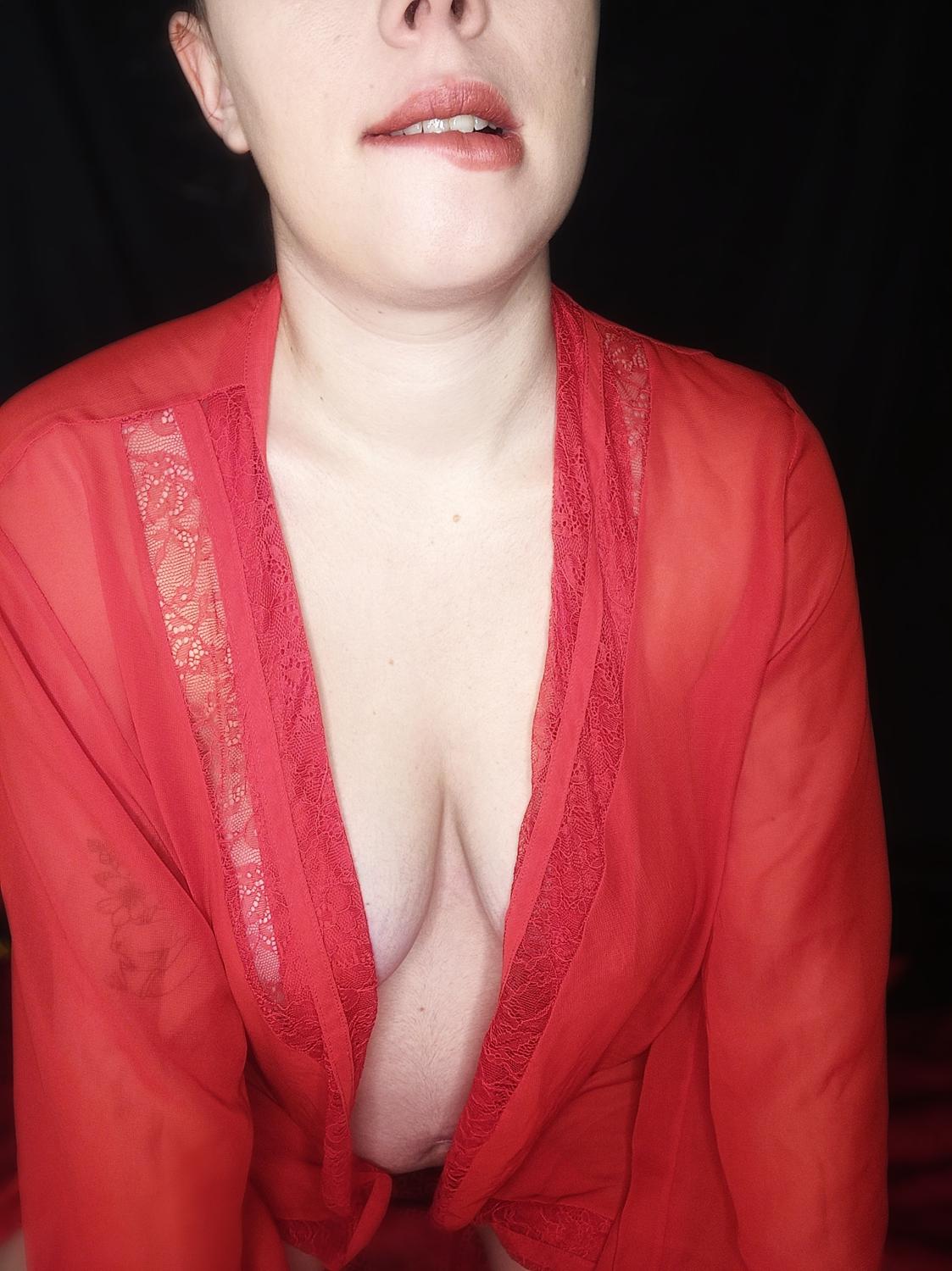 Woman_sexy_lady_a's media
