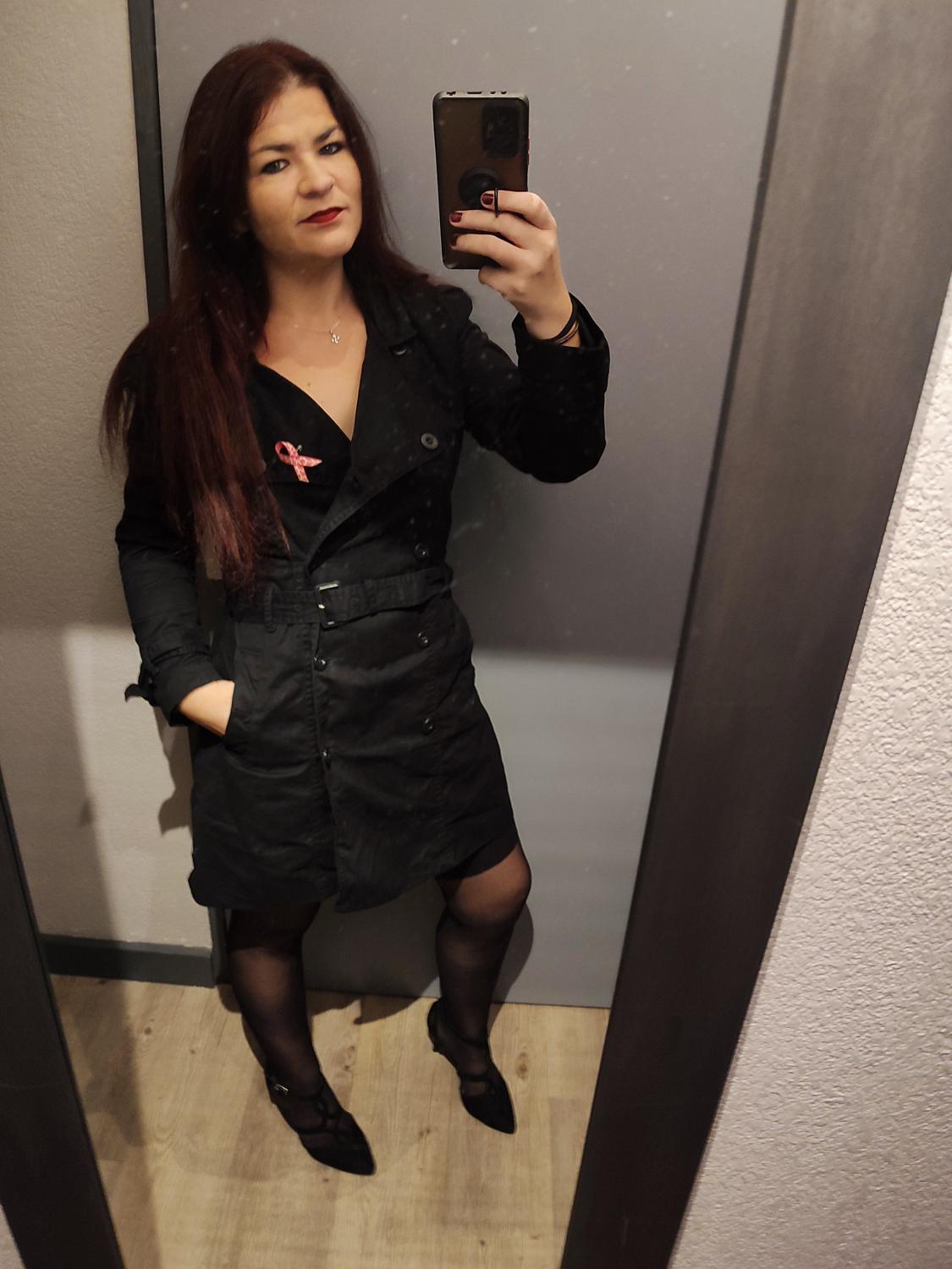 Woman40's media