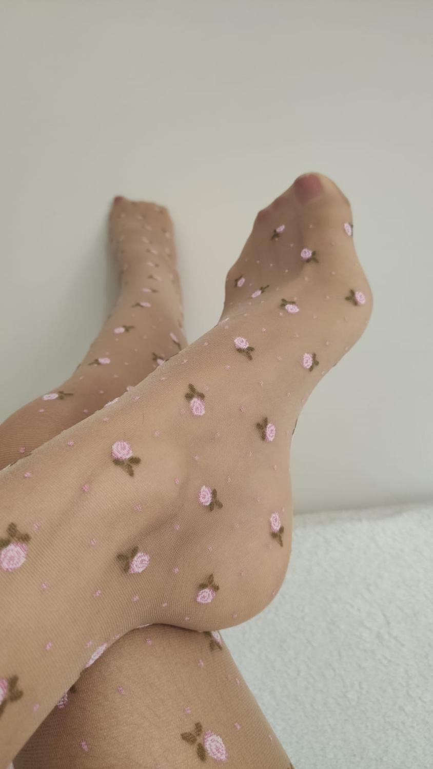 Xbeautyfeetx's media