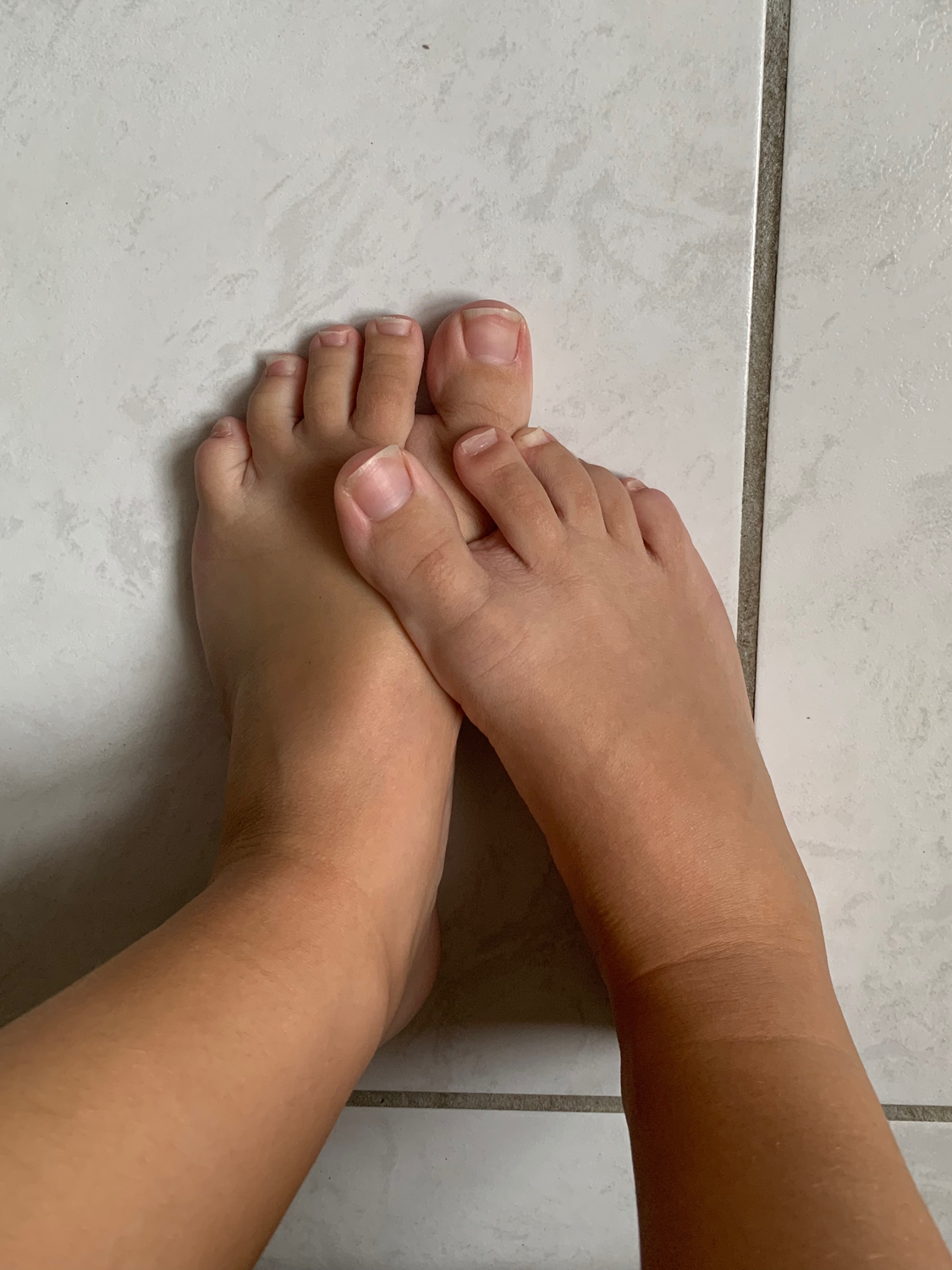 Xhotfeet's media