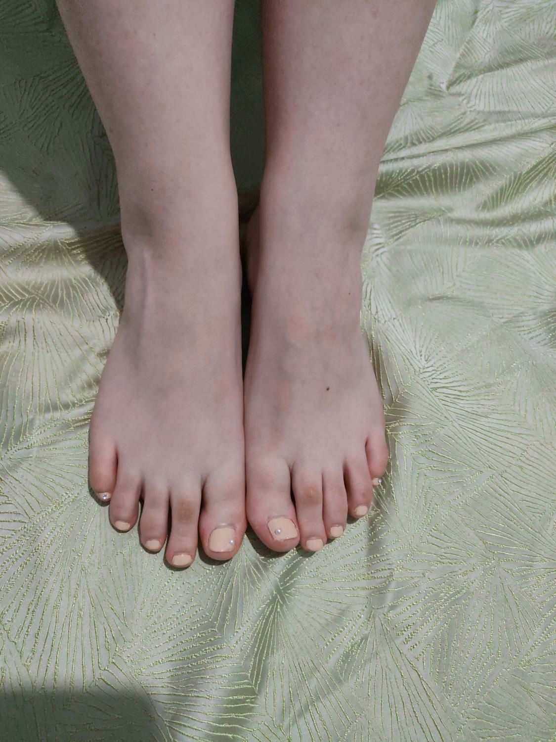 Xpmissfeetlovexp's media