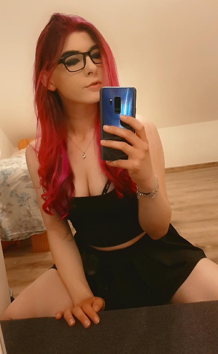 Xxxsexylilixxx's media