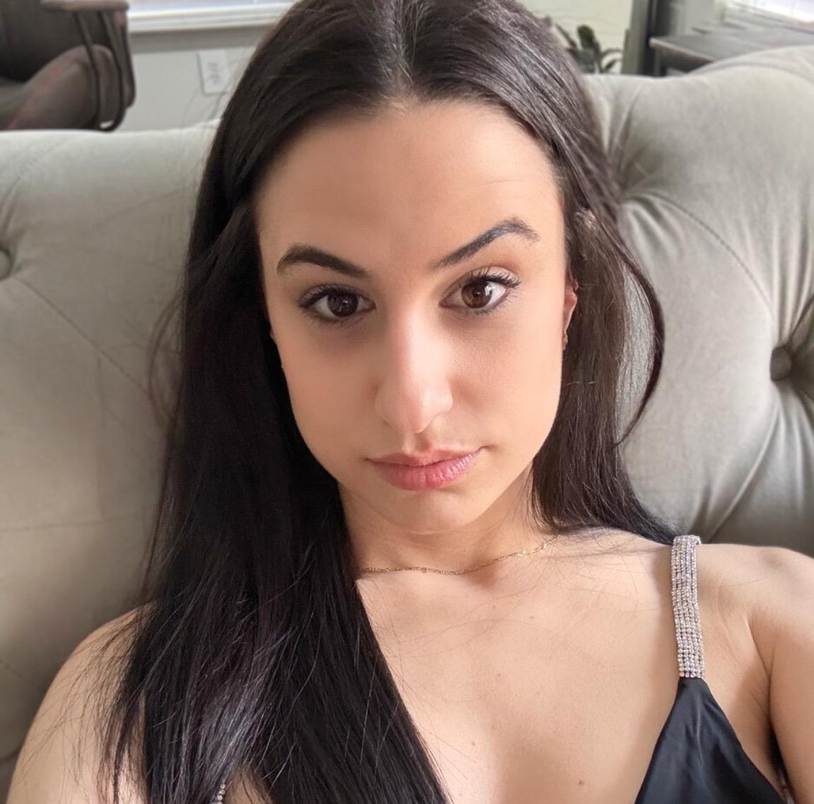 Yazminbella's media