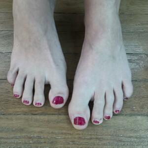 Your_cute_feet_princess's media