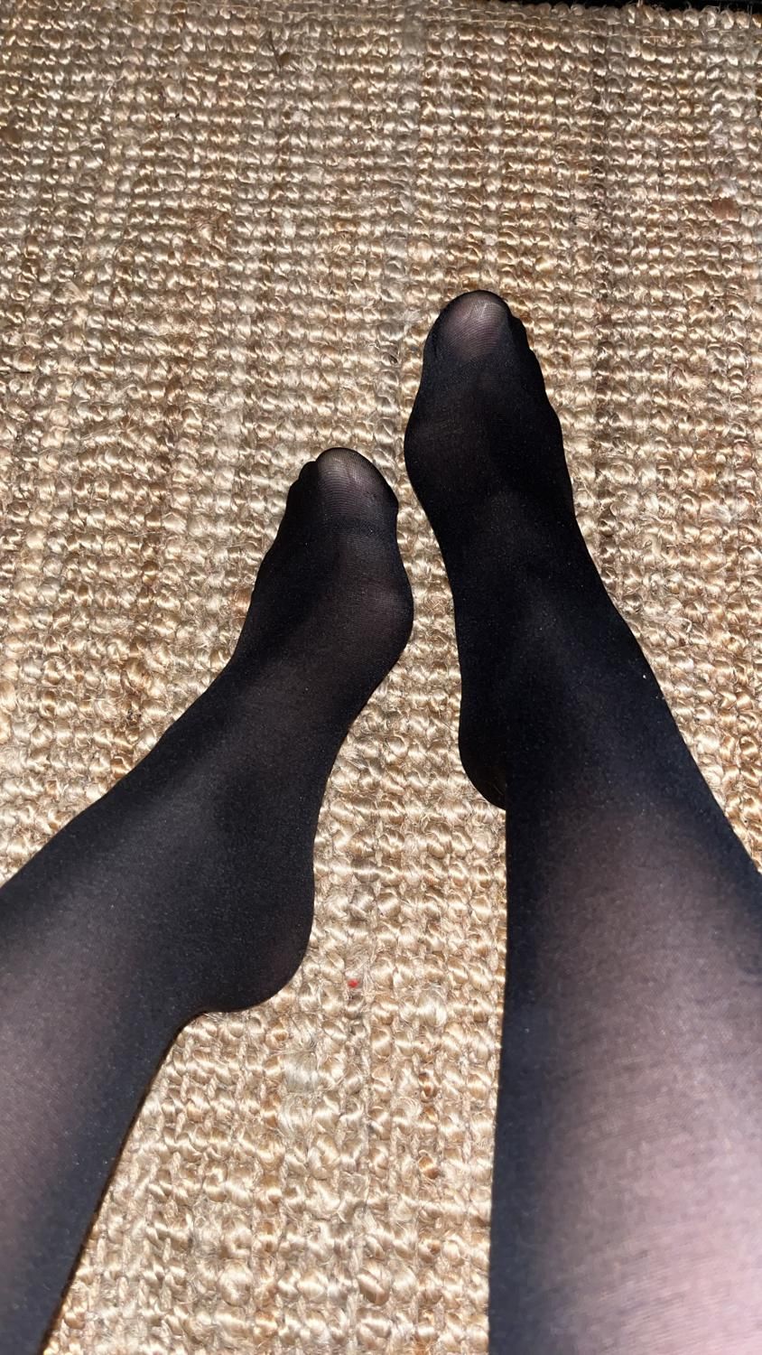 Yourfavfeet_01's media