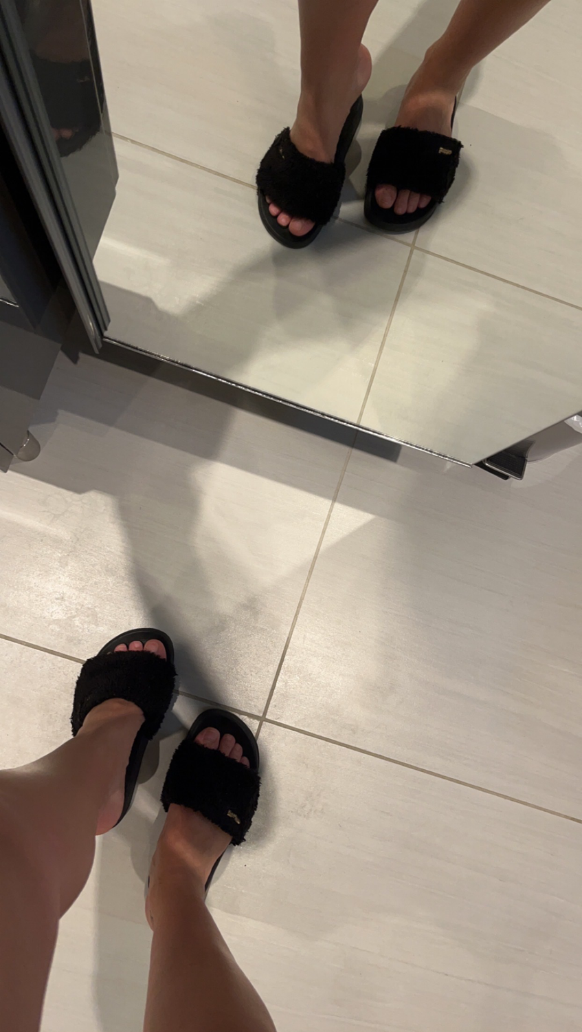 Yourfavfeet_01's media
