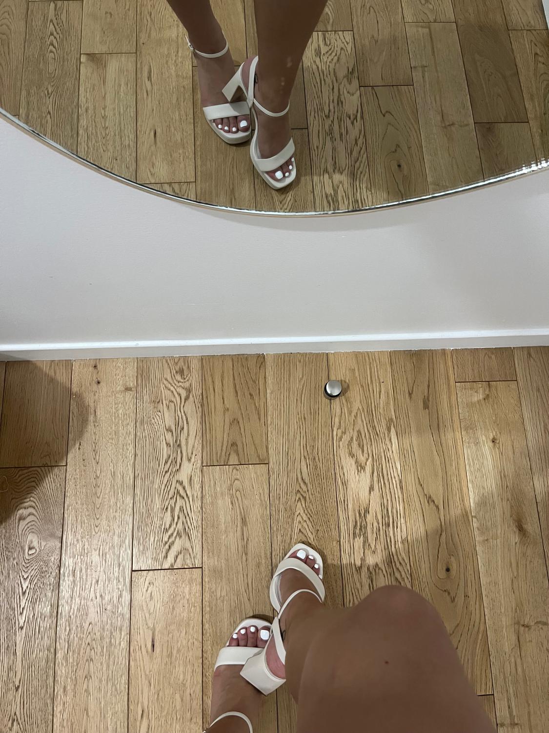 Yourfavfeet_01's media