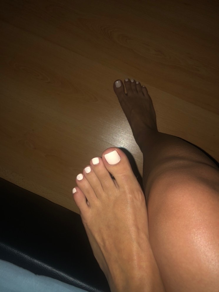 Yousraqueenfeet's media