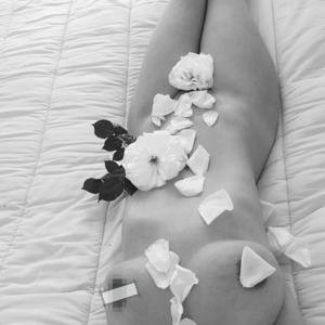 Zoeskin's media